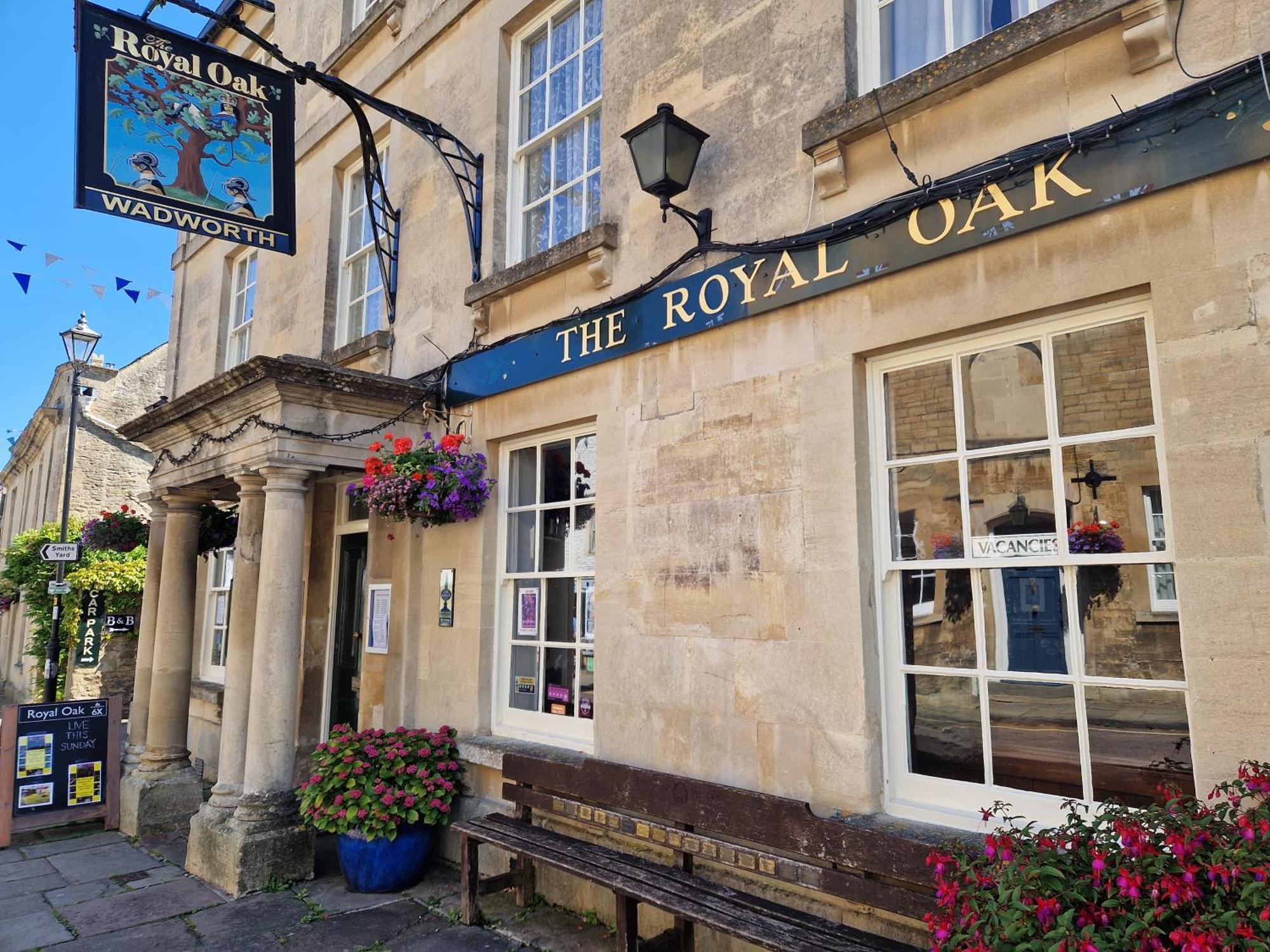 The Royal Oak 호텔 코샘 외부 사진